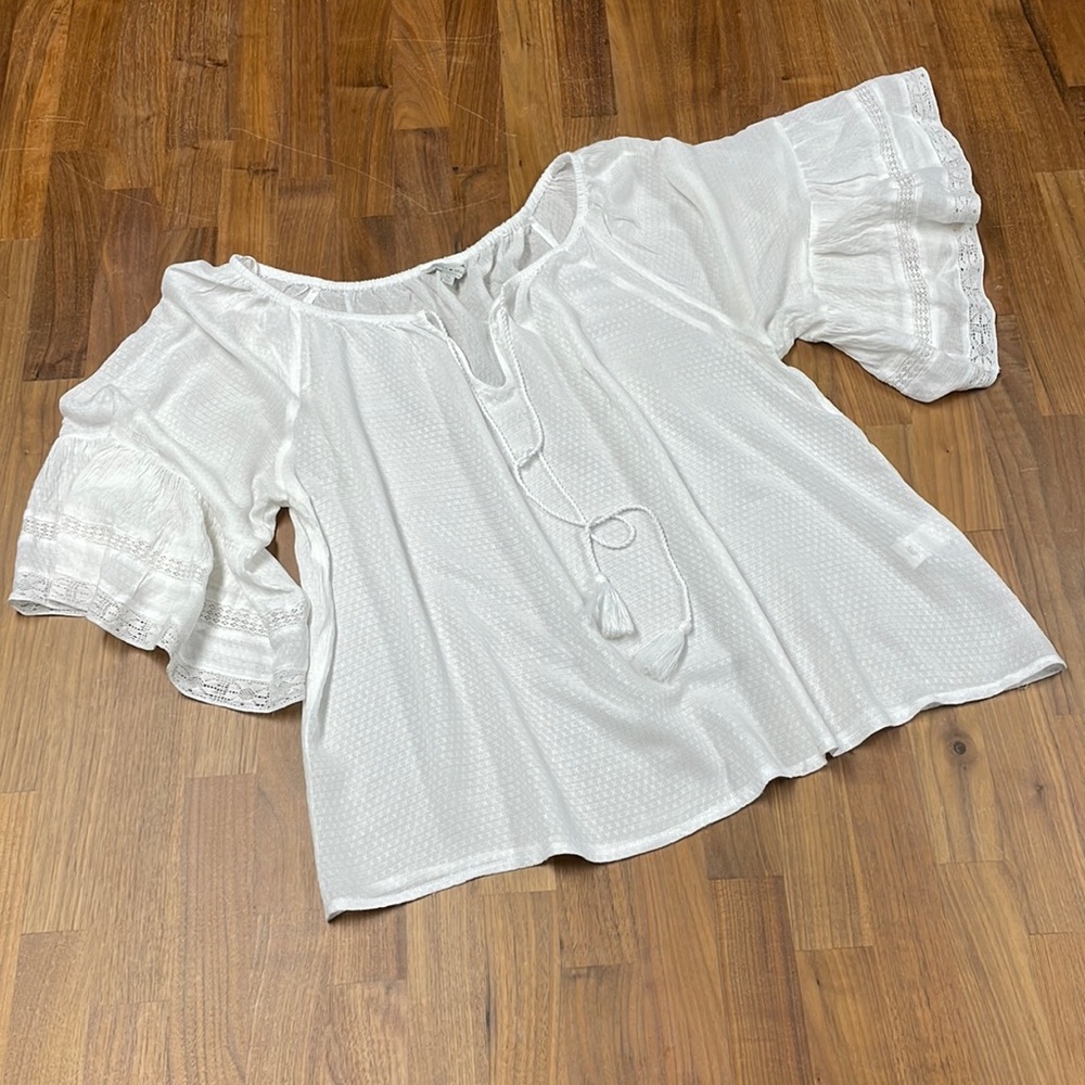 Lucky Brand Ladies White Boho Tassel blouse